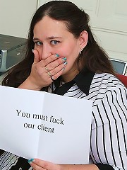 He comes into the office and the BBW puts the moves on him to get her pussy pumped